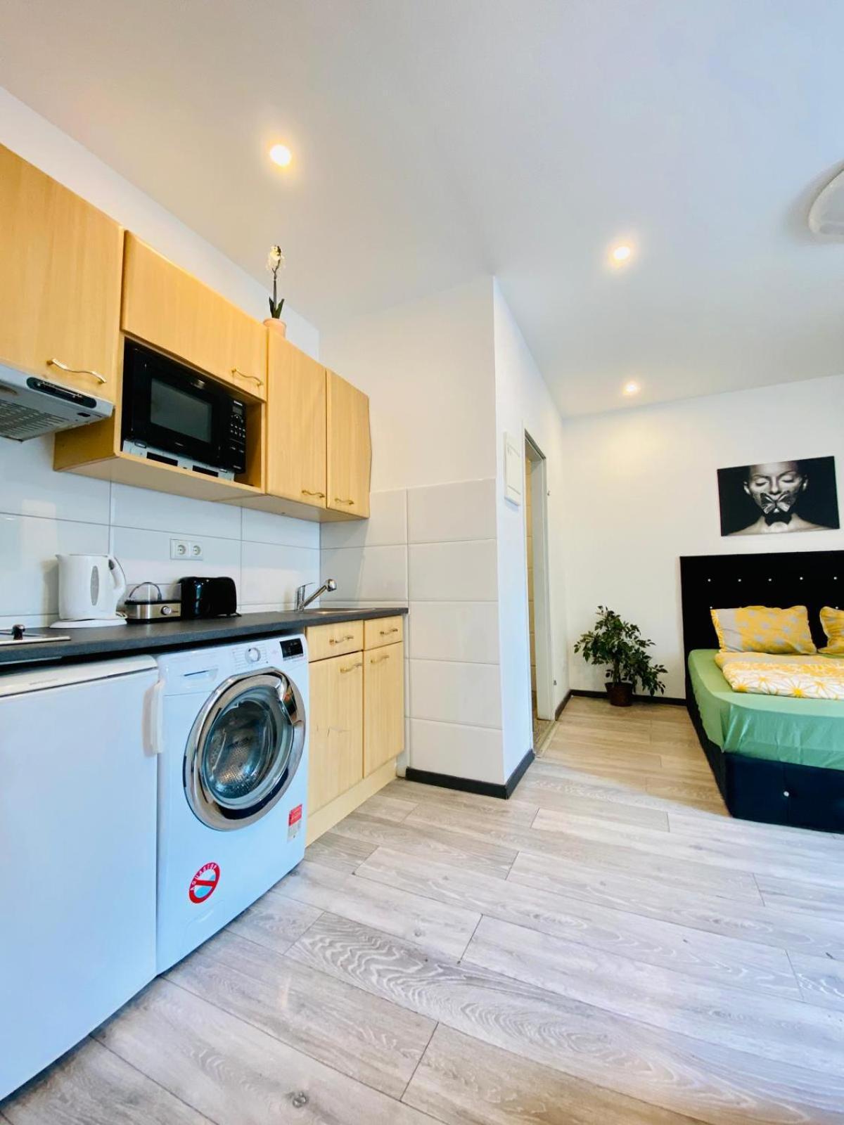 Cute 1Br Apt - 10 Mins Walk From Downtown Wina Bagian luar foto